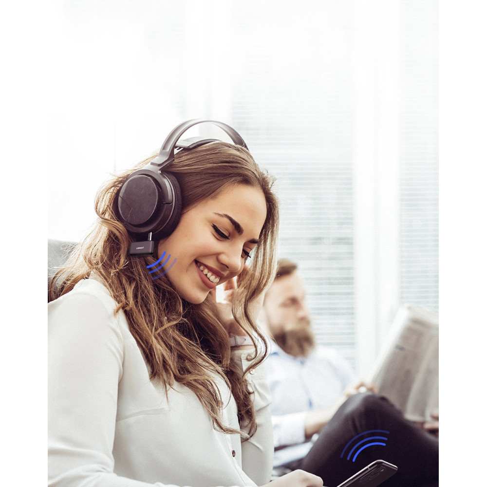 Ugreen Αντάπτορας για Ασύρματη Μετάδοση Ήχου - Black (70304)