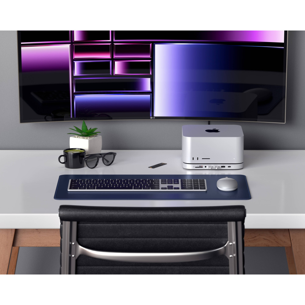Satechi Stand & Hub για Mac Mini M1 / M2 2023 - 2020 / Mac Studio M4-M1 2025 - 2022 - Με Θήκη για NVMe SSD M.2 SATA Εξωτερικό Σκληρό Δίσκο - Με Θύρες 1 x Type-C 3.2 / 1 x USB-A 3.2 / 2 x USB-A 3.0 / 1 x 3.5mm Jack / 1 x SD & Micro SD - Silver (ST-GMMSHS)