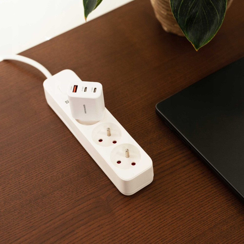 Spacecase SC004W 3-Port Quick USB Charger - Ταχυφορτιστής Ταξιδιού / Αντάπτορας με 1 x USB-A / 2 x Type-C - 30W - White (5905719109226)