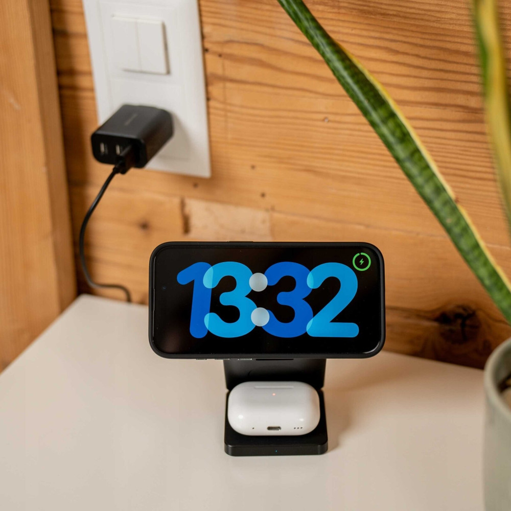Spacecase WM4B Foldable 3 in 1 Wireless Charger MagCharger - Αναδιπλούμενη Βάση Ασύρματης Φόρτισης MagSafe για iPhone 16 / 15 / 14 / 13 / 12 / AirPods / Apple Watch - 15W - Black (5905719110383)