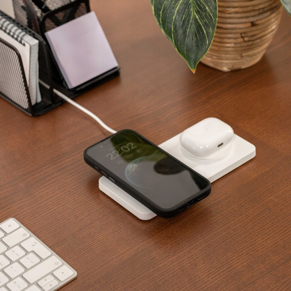 Spacecase WM3W Wireless Desktop Dual Charger MagCharge - Βάση Ασύρματης Φόρτισης MagSafe για iPhone 16 / 15 / 14 / 13 / 12 & AirPods - 15W - White (5905719110345)