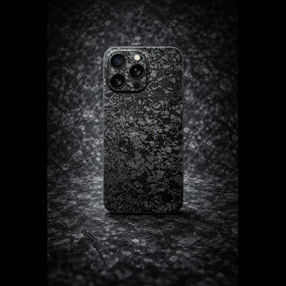 Αυτοκόλλητο Skin Προστασίας Πλάτης - Apple iPhone 16 Pro Max - Gams Premium Vinyl Skin Back Plate - Forged Carbon (GAMS-VNL-SKIN-FC-001-083)