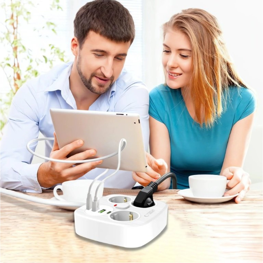 Πολύπριζο Tech-Protect PCS3X4 Power Strip με 3 x Υποδοχές AC 250V με Διακόπτη & Καλώδιο 200cm 2 x USB-A / 2 x Type-C 2.1A - White (5906302363421)