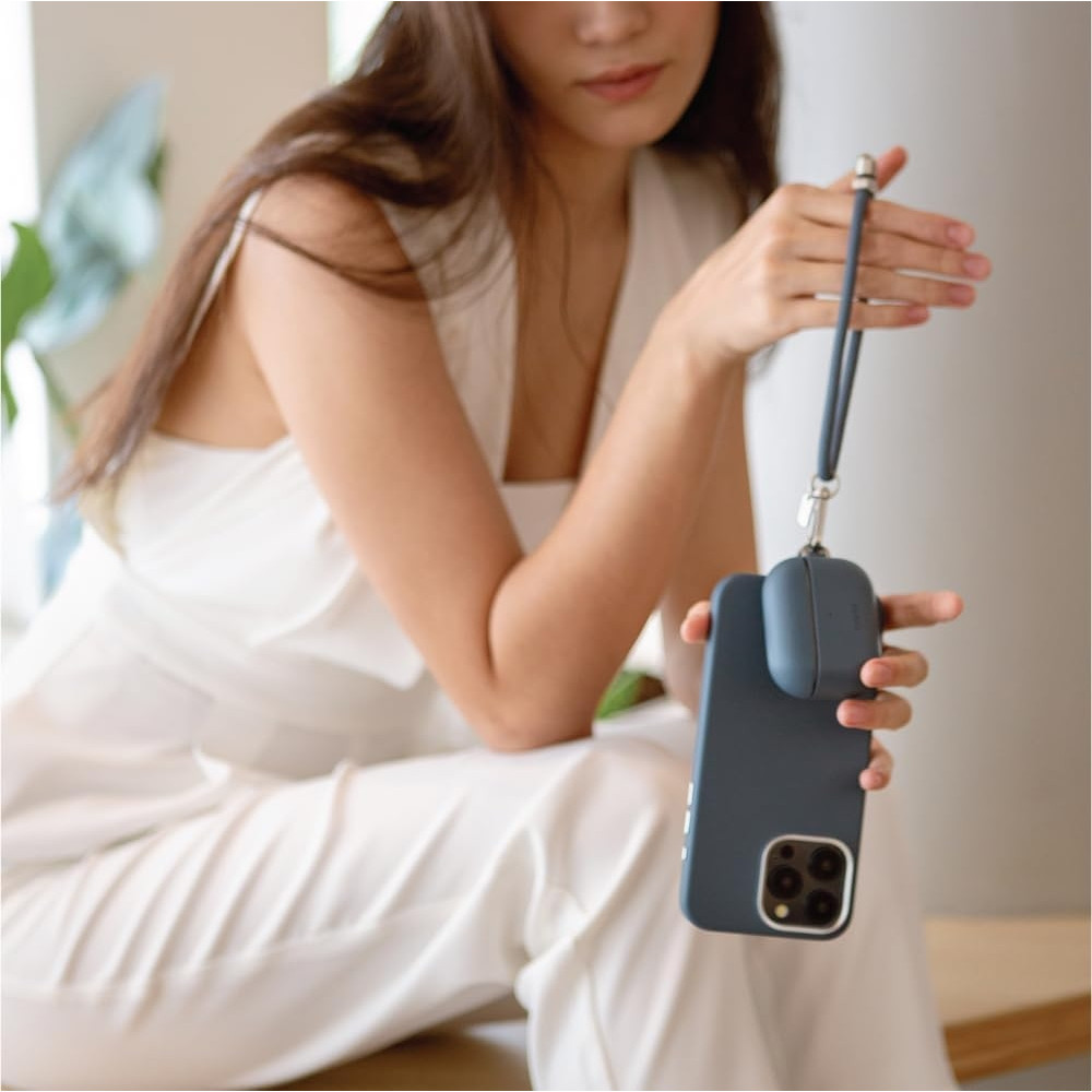 Uniq Coehl Haven - Premium Σκληρή Θήκη από Οικολογικό Δέρμα με Λουράκι Χειρός - Apple AirPods Pro 2nd Gen - Sapphire Blue (UNIQ-AIRPODSPRO2-HAVSPBLUE)