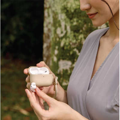 Uniq Coehl Haven - Premium Σκληρή Θήκη από Οικολογικό Δέρμα με Λουράκι Χειρός - Apple AirPods Pro 2nd Gen - Cream (UNIQ-AIRPODSPRO2-HAVCREAM)